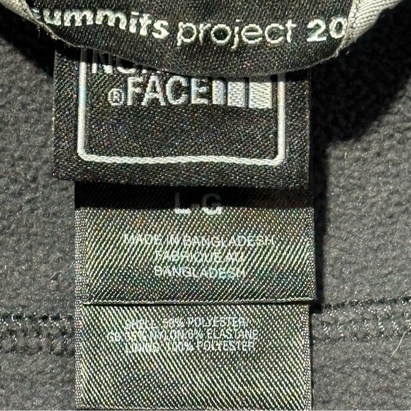 THE NORTH FACE Coat - 7 SUMMITS SERIES PROJECT CARSTENSZ PYRAMID - Men’s Large - Picture 5 of 8